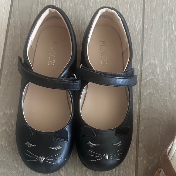 Bundle of Girls Sandals size 12-13 - Picture 9 of 16